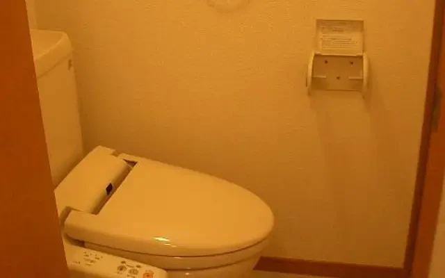 レオパレスエクレール 3