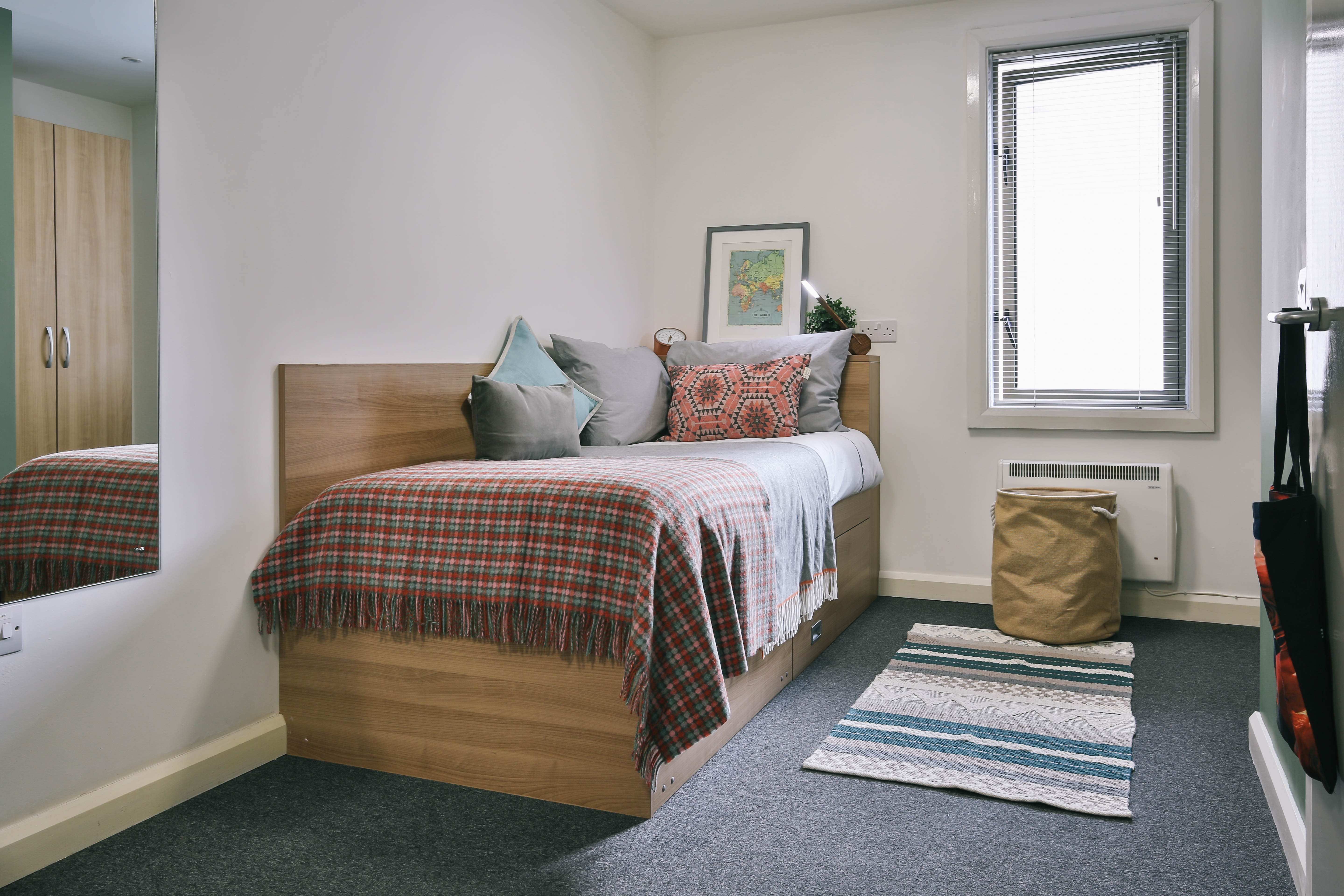 uhomes.com | Student Accommodation, Housing, Flats, Apartments for Rent