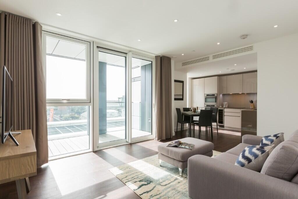 LH-MyLo at Nine Elms
