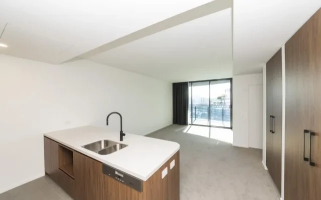 15 Manning St - Brisbane student accommodation - 2 bed 2 bath-1110