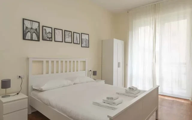modern 2-bed apartment w/balcony 1