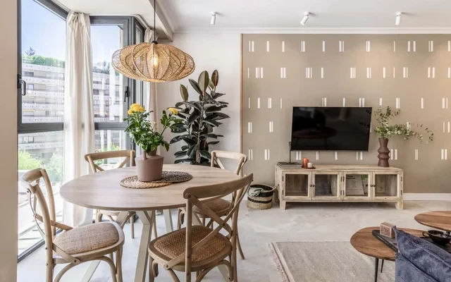 Gaeta - 1 bedroom and shared pool in Rios Rosas 3