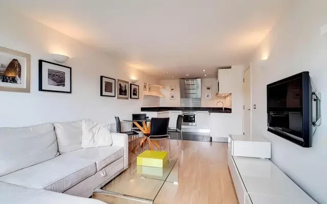 Building 50, Argyll Road, Woolwich, London, SE18 6PP 4