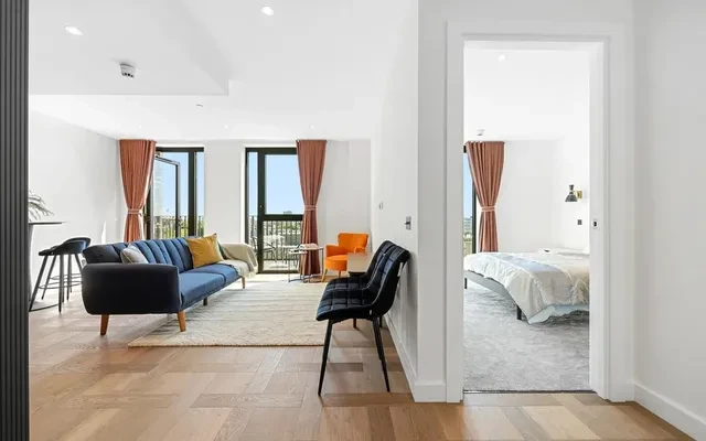 LH-Saffron Wharf 2