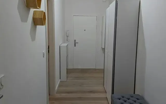 Kurfurstenstrass 4