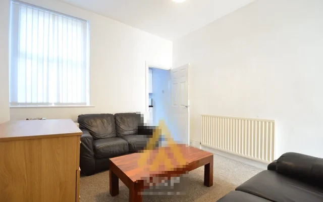 Entire Place·4B1B···54 Westminster Road 4
