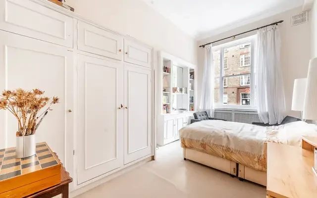 Earl's court, Earls Court, SW5 2