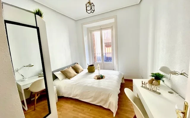 APARTMENT SOL 2
