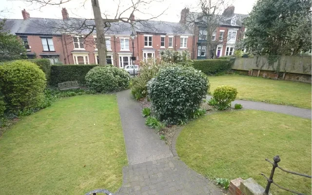 ST-Thornhill Gardens 0