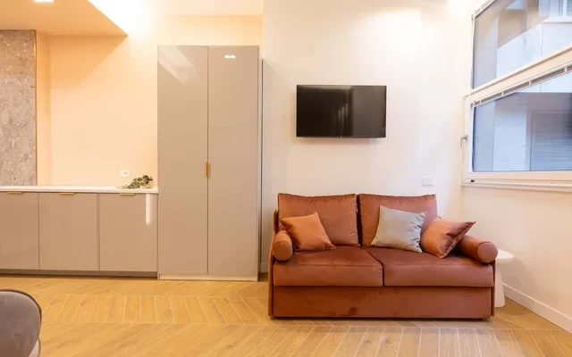 Apartment in Via Francesco Daverio, Milano for 50 m² with 1 bedroom 3