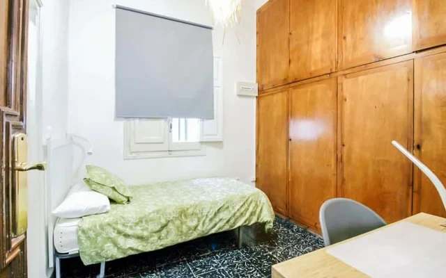Piso de 6 habitaciones en La Petxina 4