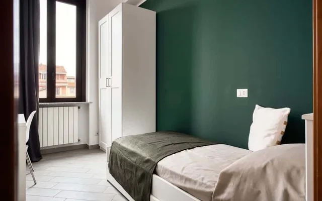 Grande appartamento a Milano, via Pezzotti - Bocconi - IED 1