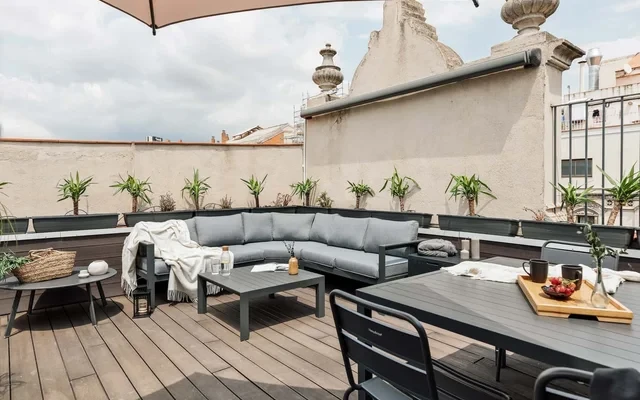Lura - 2 bedrooms and terrace in Eixample Esquerra 4