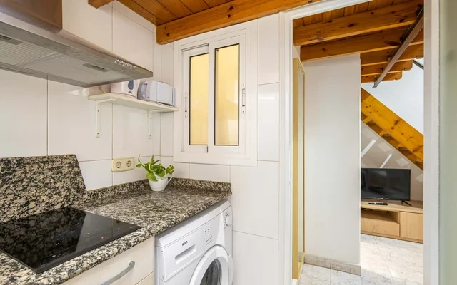 Carrer del Portal Nou 1