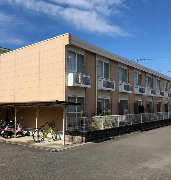 レオパレスシャルマン