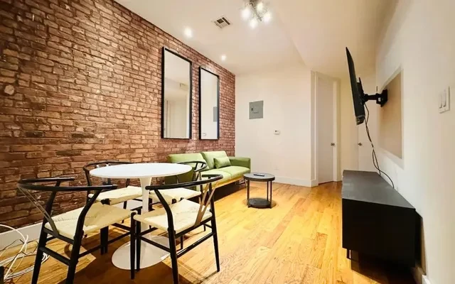 938 Lafayette Avenue, Brooklyn 3