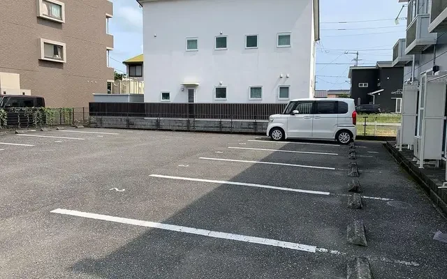 レオパレス和泉 1