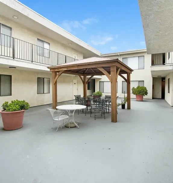 Camelot Apartments
