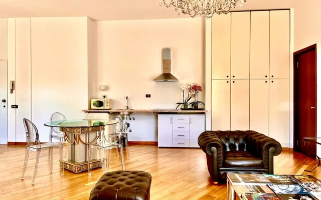 Apartment in Via della Spiga, Milano for 120 m² with 2 bedrooms 1