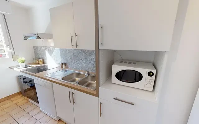 2 Place Pierre Renaudel, 69003 3
