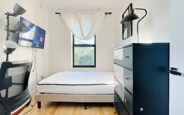 951 Madison Street, Brooklyn - New York student accommodation - 4 bed 1 bath