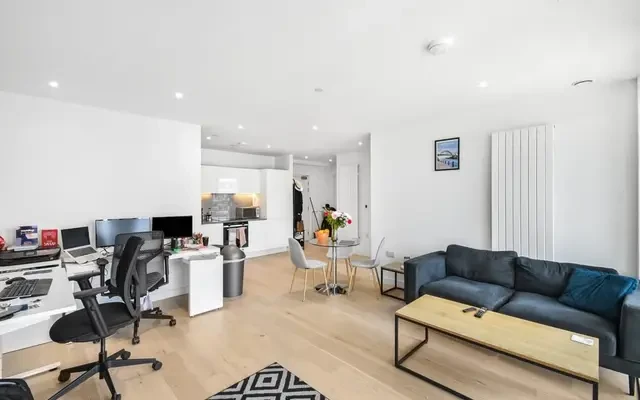 Carrick House, London E16 3