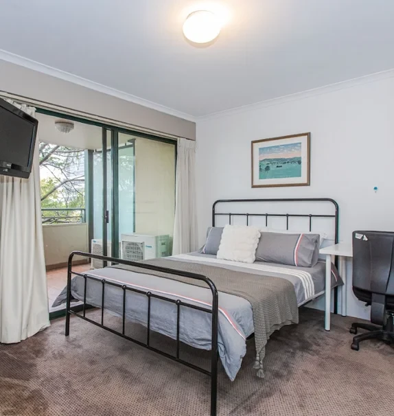 74 Northbourne Ave