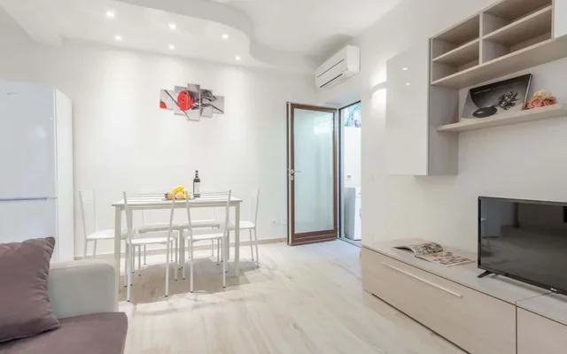 Stibbert Apartment 4