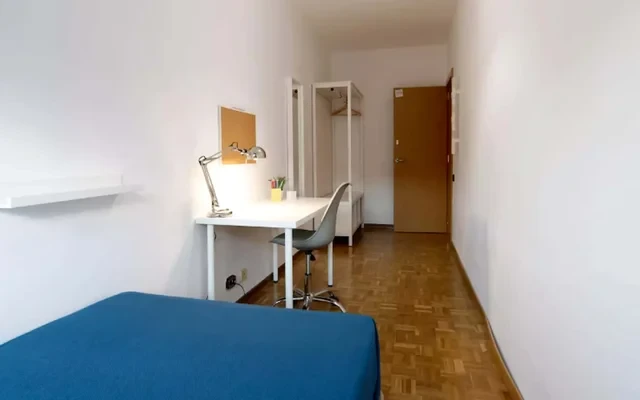 Calle de Mauricio Legendre Madrid 28046 Spain 1