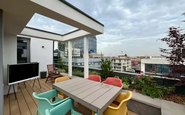 Intrho - Appartamento in Viale Francesco Restelli, Milano  con 2 camere 1