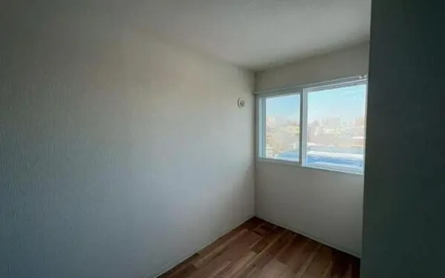 Felicia Court Room 402 2