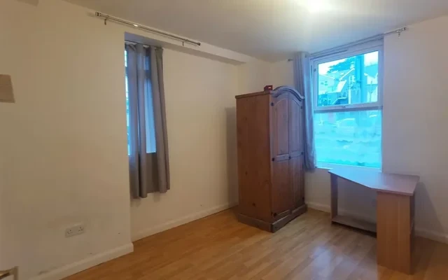 Oxford Street, Swansea SA1 4