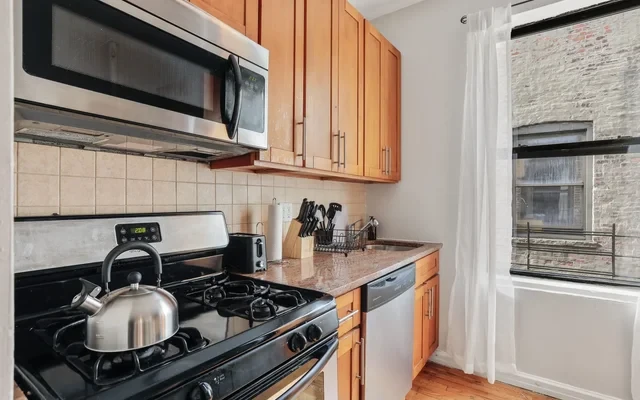 Upper West Side: #757 4