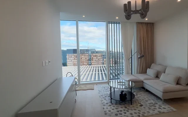 LCH-Grand Central Apartments 0