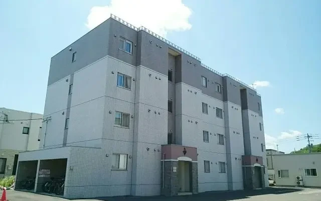シャイニスター 4階 - Asahikawa student accommodation