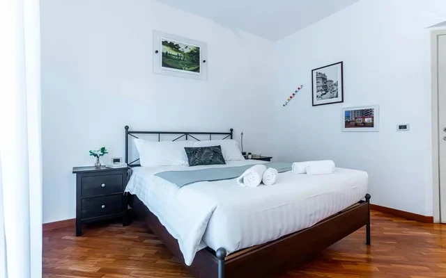 Lovely&Inviting 2-bed flat w/ balcony 4