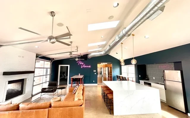 The Venue - ที่พักนักศึกษาในเดนตัน - คลับเฮาส์