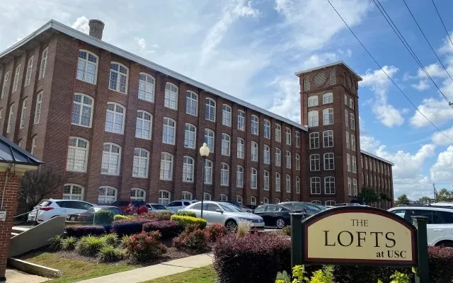 Yugo Columbia Lofts 4