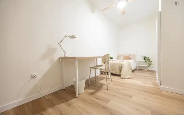 Inviting double bedroom near the Gulliver park 3