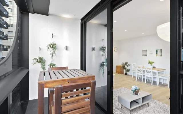450 St Kilda Road 1
