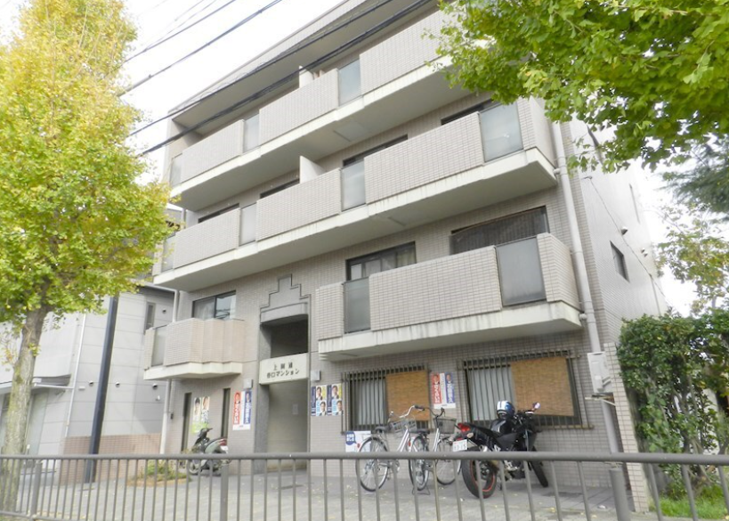 Kamiadaya Roman Mansion