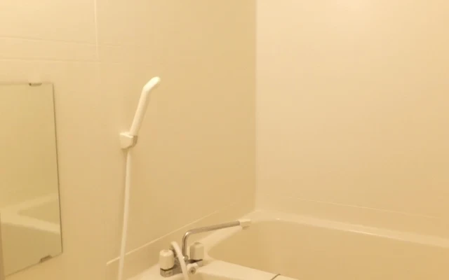 レオパレスアザミ 2