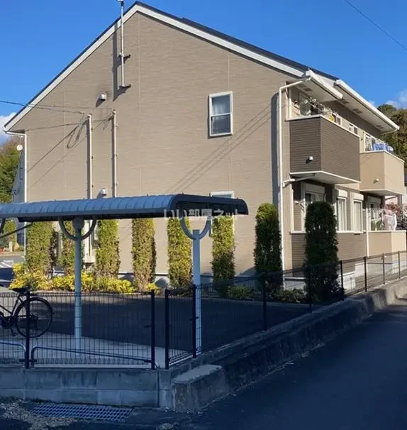 テラース磯上C 1階