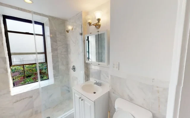 23 East 109th Street 0