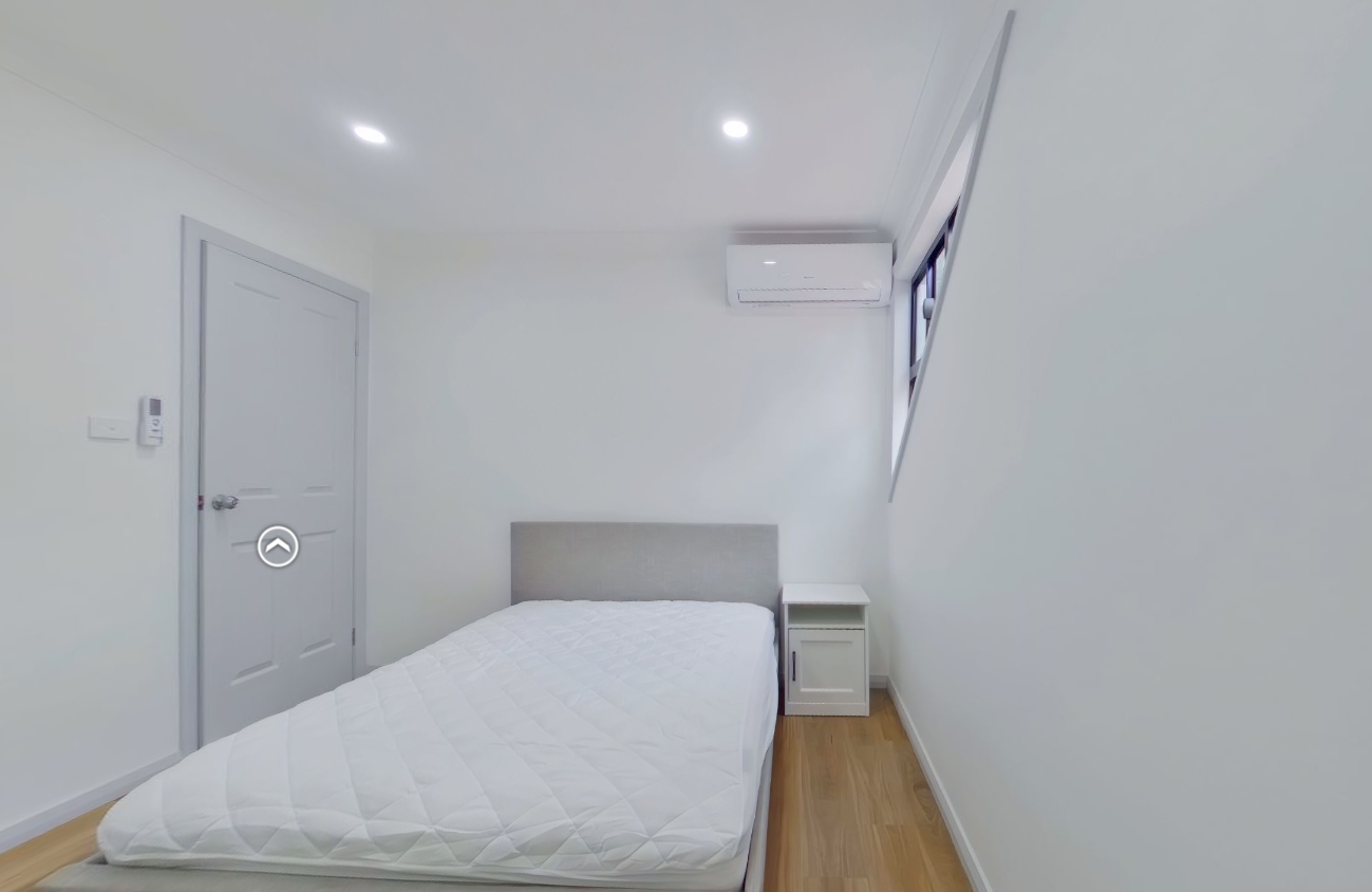 5/3 Sadlier Cres