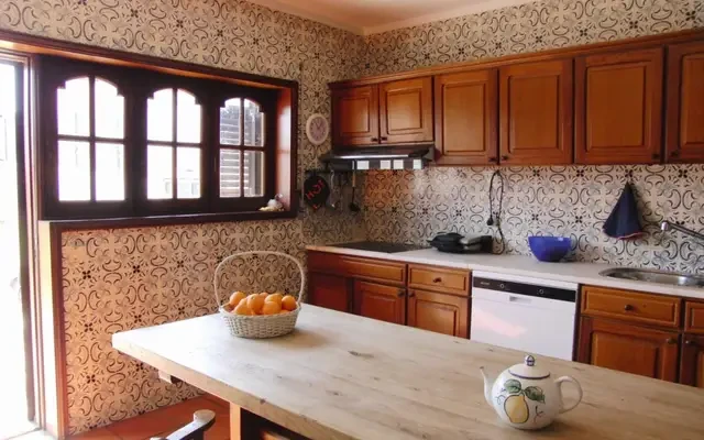 house near Rua das Moutadas - ที่พักนักศึกษาในวินลาโนวา เดอ ไกอา