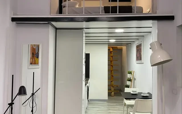 Pretty cool 1-bedroom lofted apartment in Arapiles 0