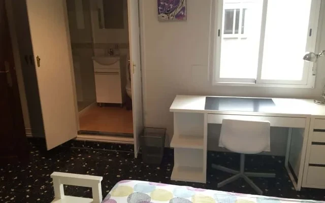 Piso de 5 habitaciones en Extramurs 1