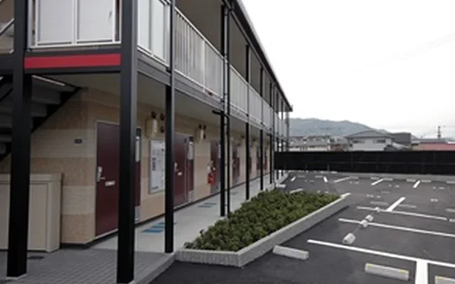 レオパレスカトレア 1