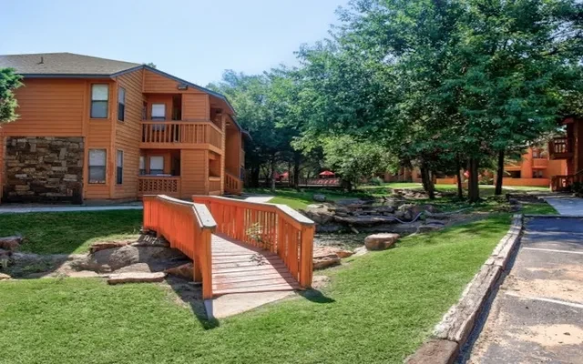 Forest Pointe Apartments 0